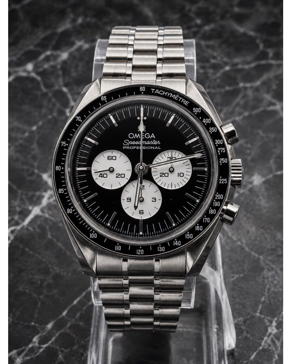 Omega Speedmaster Moonwatch Professional “Reverse Panda” 310.30.42.50.01.004